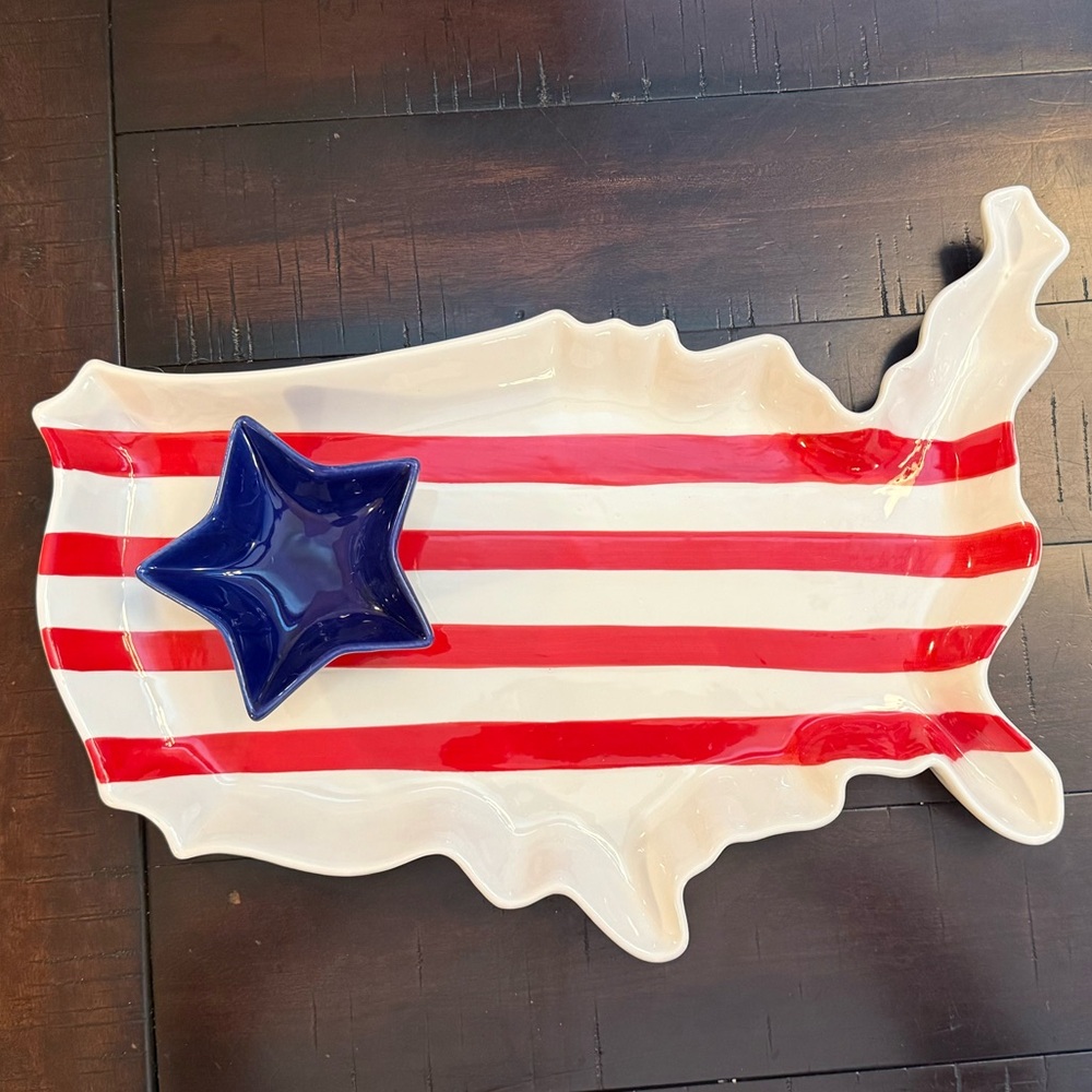 USA serving platter with dip bowl NWT